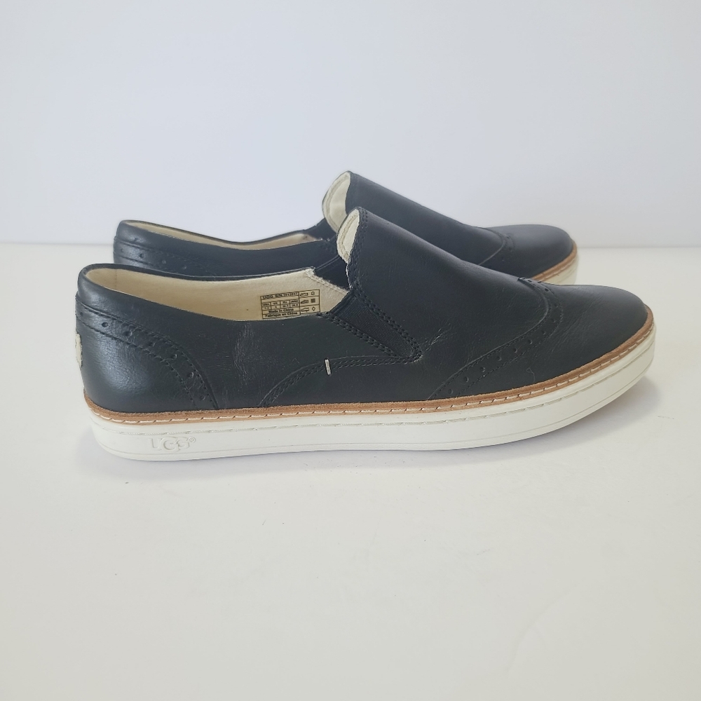 UGG Hadria Black Leather Slip-On Trainer Shoes Size 7.5 - Picture 4 of 10